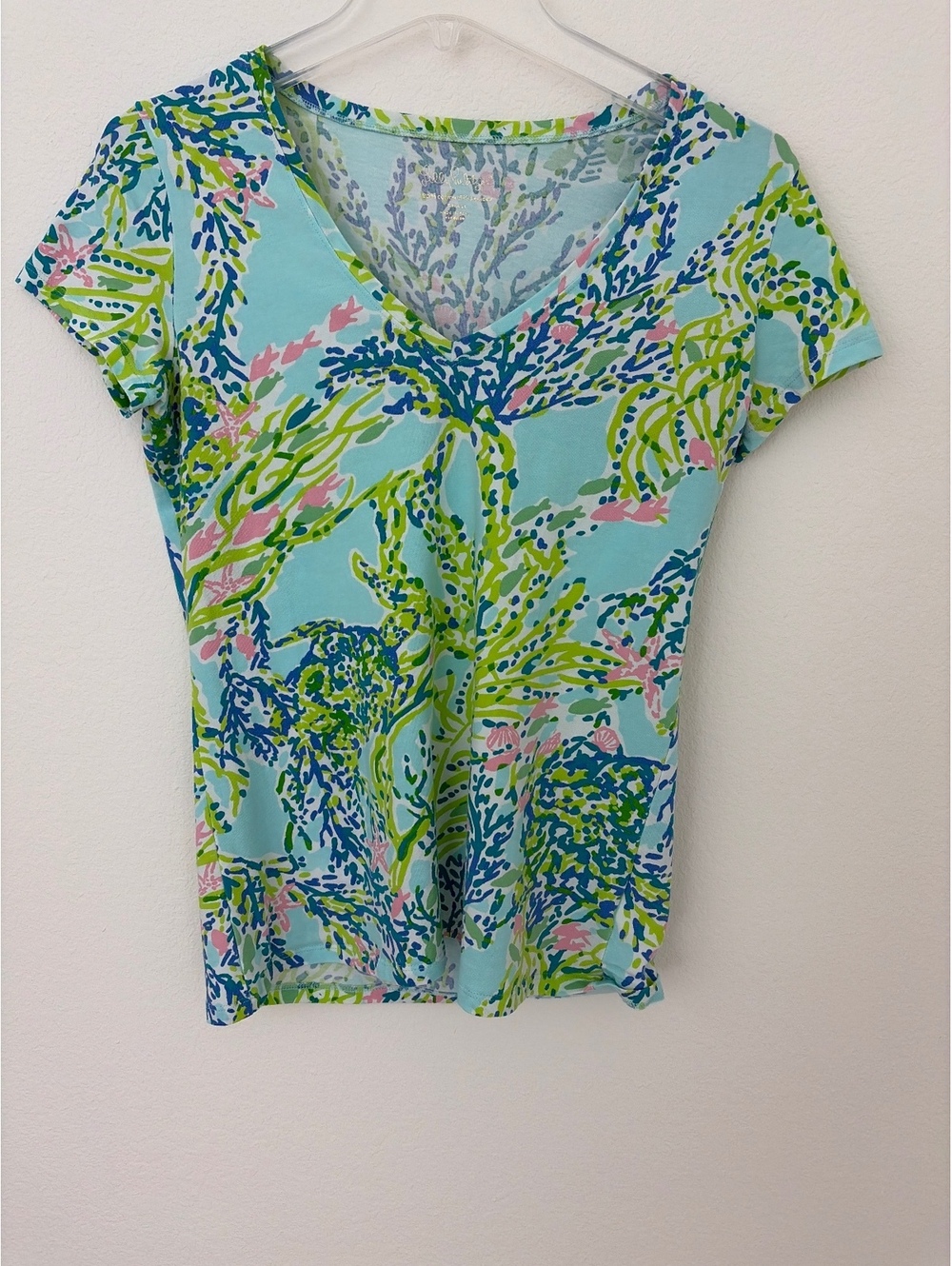Lilly Pulitzer Women's Blue Green Floral V-Neck Short Sleeve Top, Size Small